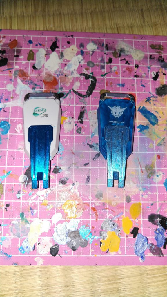 以下2021/9/18 追加ちなみに、シールドは前回書いた通り二種類あって・GBN仕様・ソレスタルビィーング仕様があります。