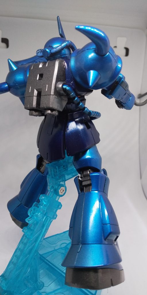 ランドセルはガンメタ塗装。