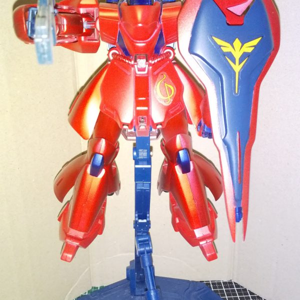 MSN-04 サザビー 旧キットです。