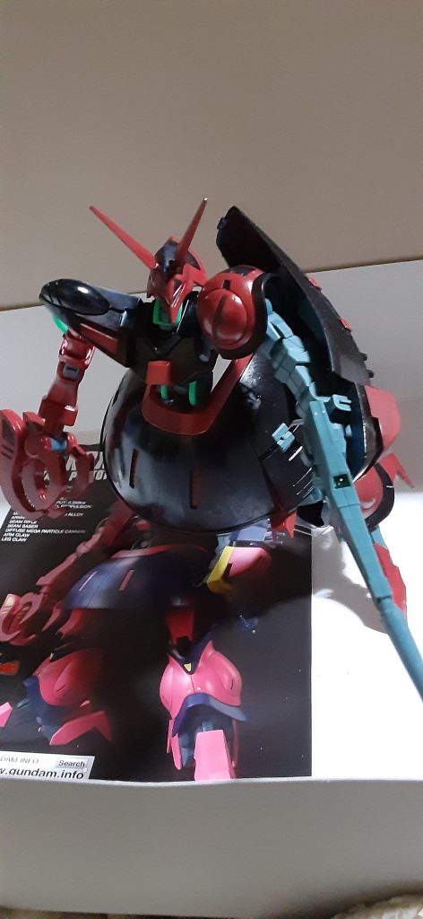 ビームライフルを打つシーンです。意外と弾速は通常のバウンド・ドッグよりも早いです。