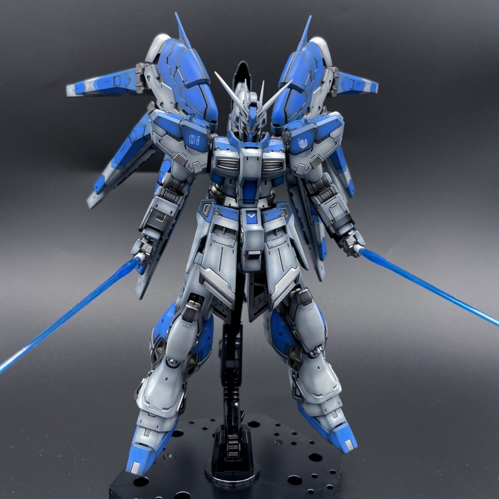 Hi-νガンダム–2枚目/制作者：Petitduc