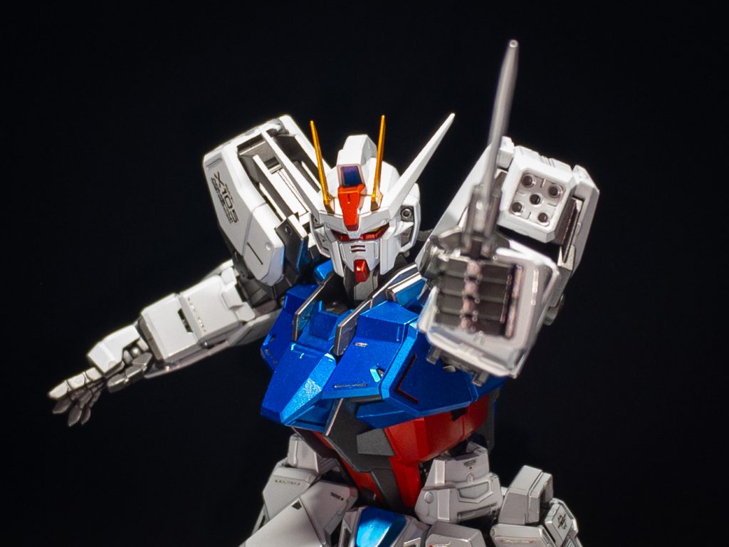 キラのストライクといえばトドメはアーマーシュナイダーの印象が強いです。