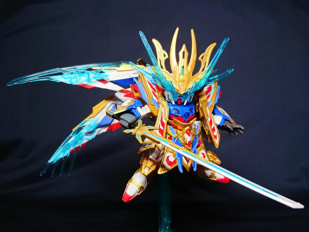 闘気を纏った姿は翼の大きさがさらにバランスを向上させています。