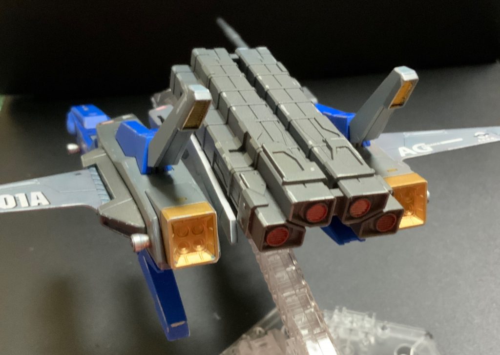 最終決戦仕様と言う事で4連ミサイルポッドを増設