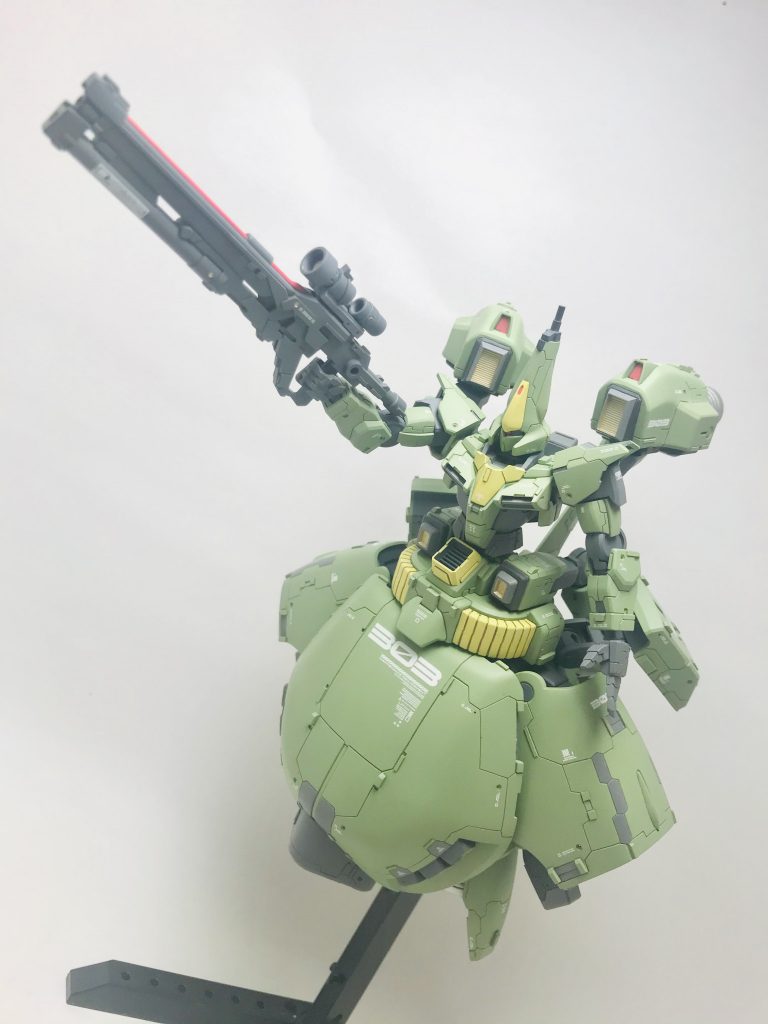 足がないだけでポーズが全然思いつきません笑 元々苦手なのに……。どうでもいいですが一年以上ぶりに緑を使いました。赤ばっかり減ります。配色はアプサラスに寄せたつもりが、クインマンサっぽいですね。