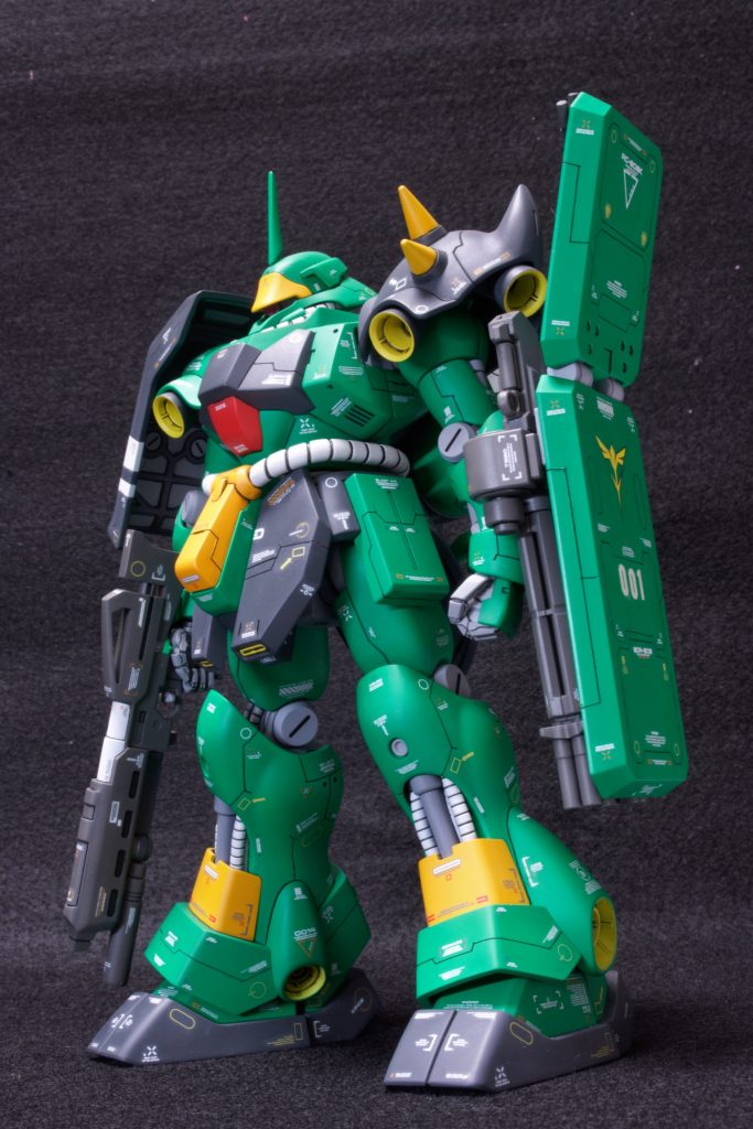 HGUC ギュネイ専用ギラドーガ–5枚目/制作者：Machi