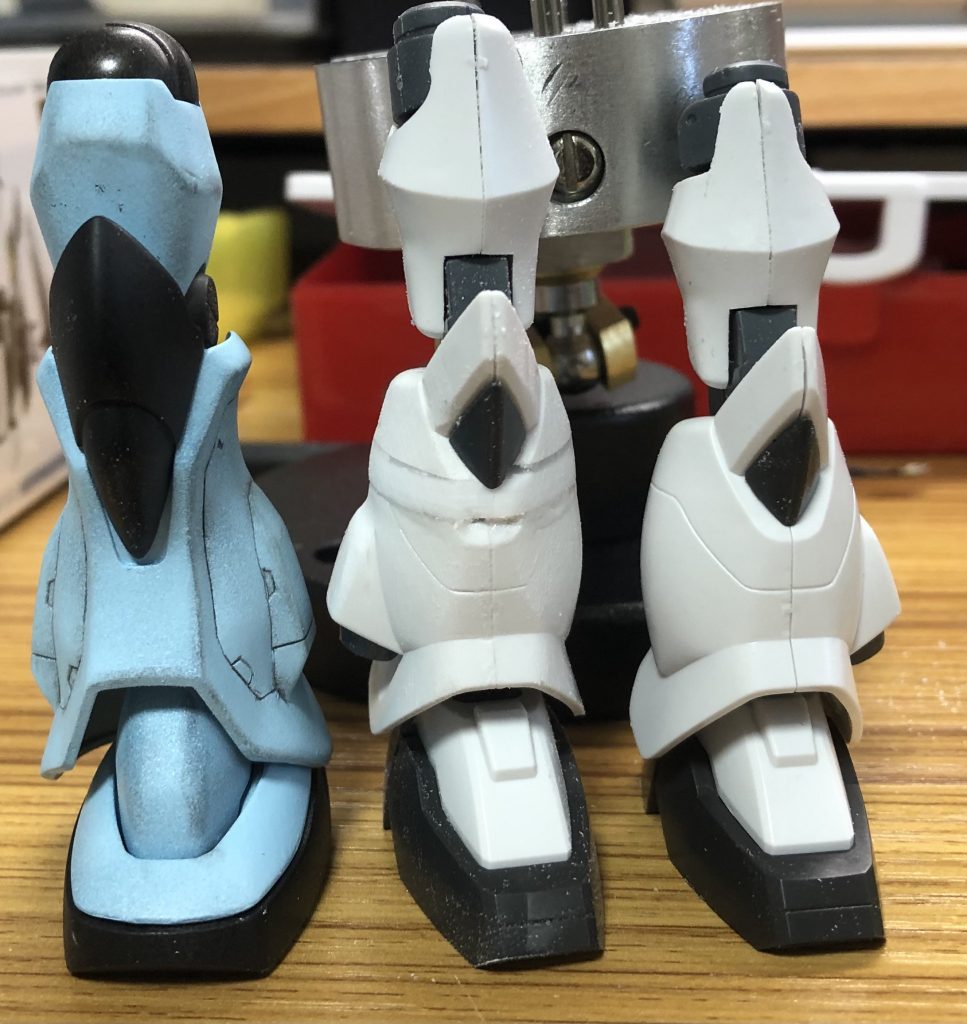 グフカスの足を参考に延長しました。