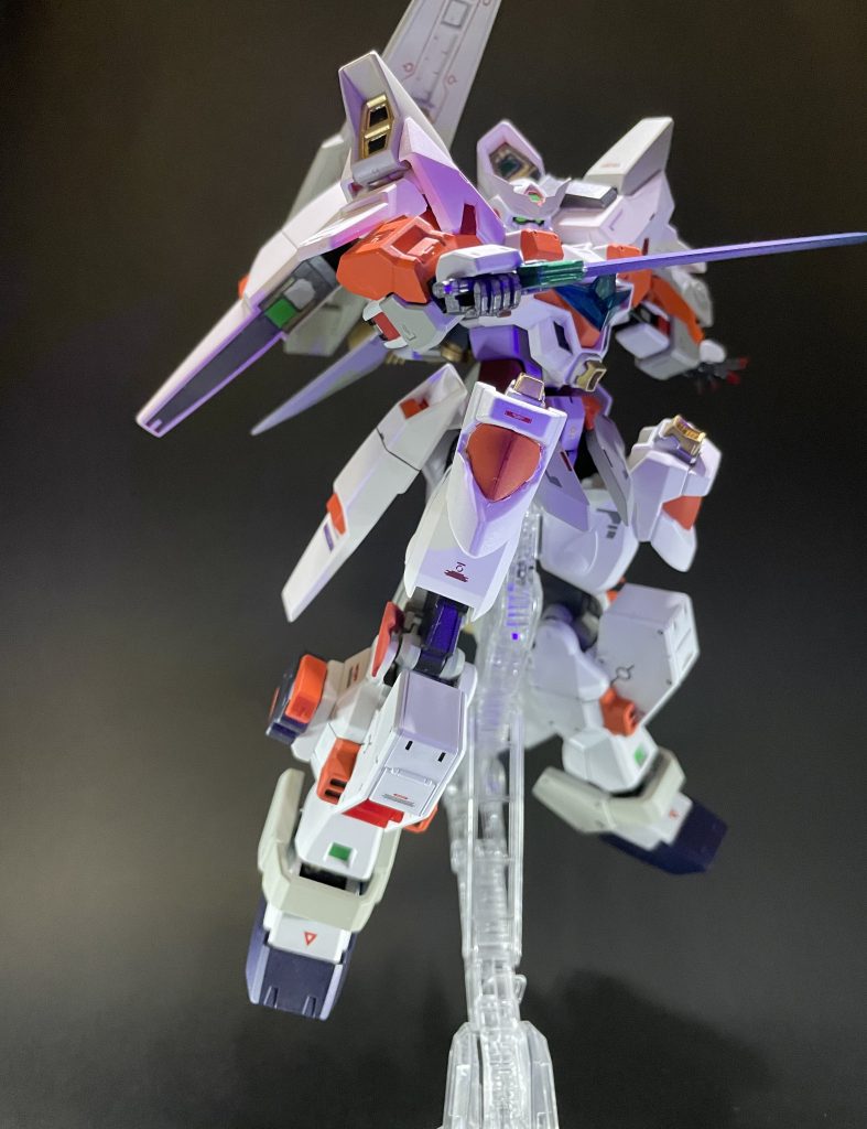 ブレードは手に持つこともできます。