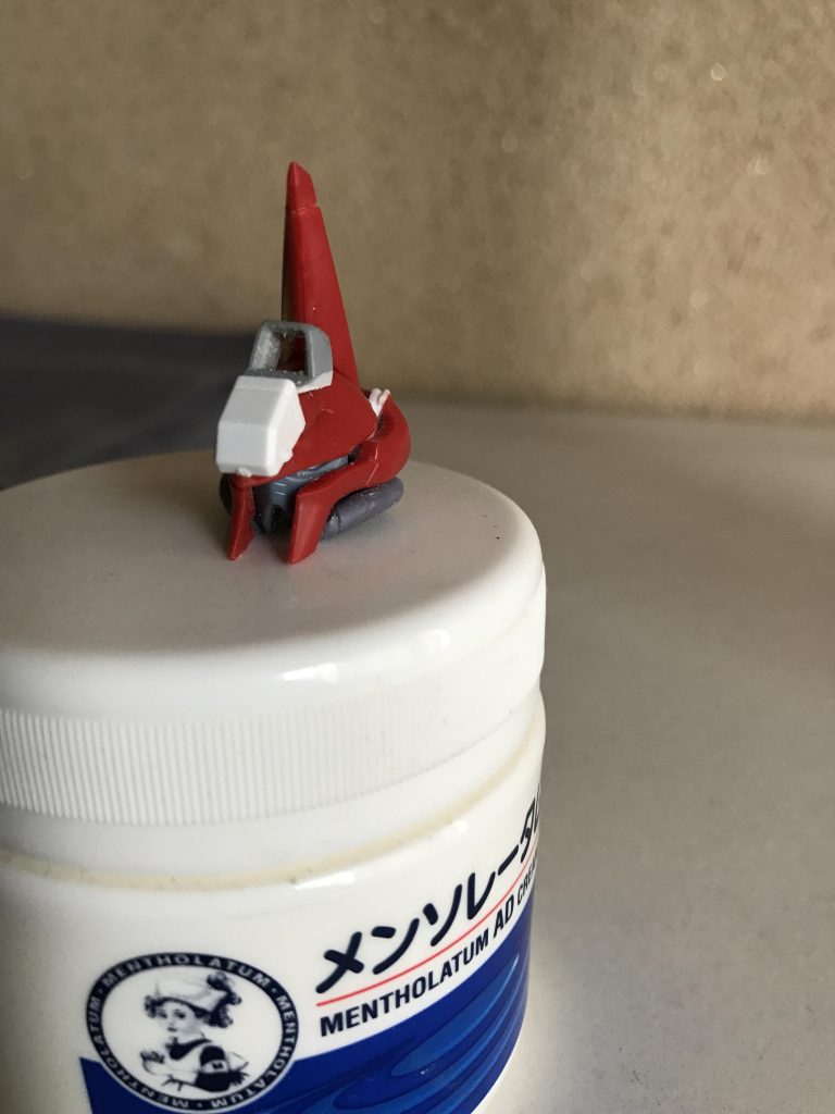 さらにジャンクパーツをくっつけて、ソレっぽくなってきました♪