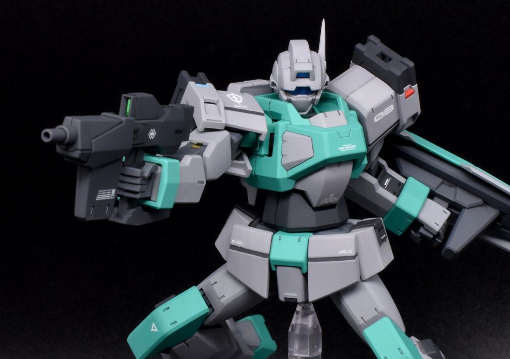 元々がシンプルかつスタイリッシュなので、大きな加工もなくカッコよくできたと思います。いくつか購入したので次はMSV風に作りたいですね。