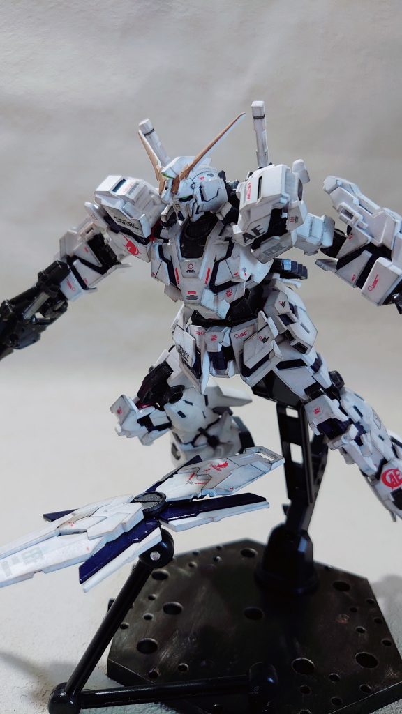 HG「ガンダムユニコーン」–2枚目/制作者：ゆうぷら