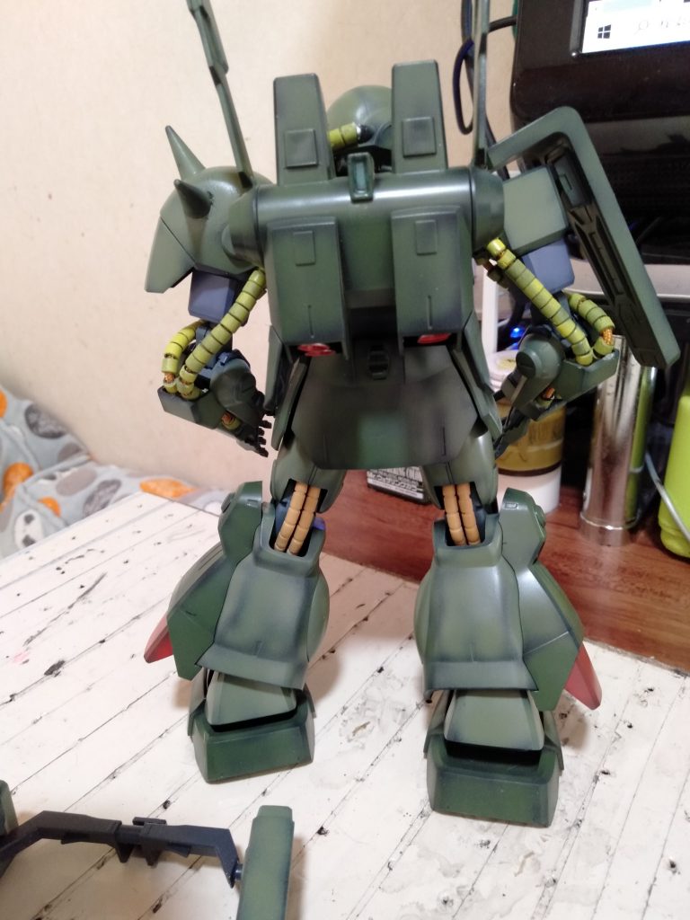 こんな感じで可動を阻害していません（笑）