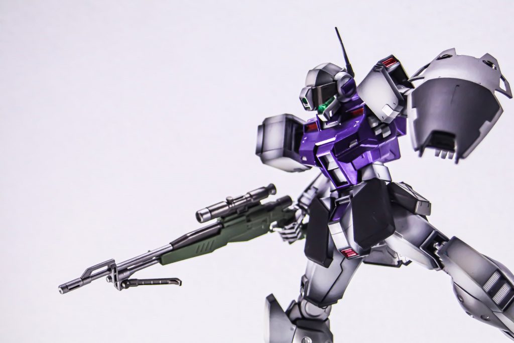 「こちらシオン。敵機を視認．．．これより目標を殲滅する。」