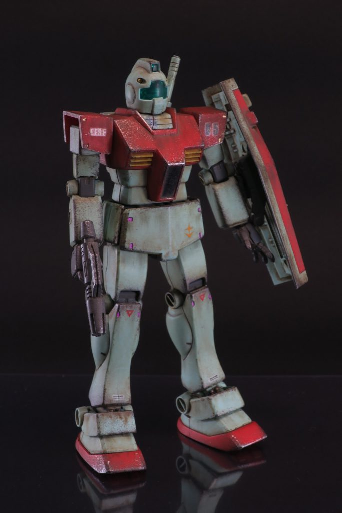 チッピングやりすぎた感がありますが、写真にするとちょうどいいんですよね。最後に物足りないところにウェザリングマスターで汚れ具合を付け足してます。使ったのは定番のオイルです。