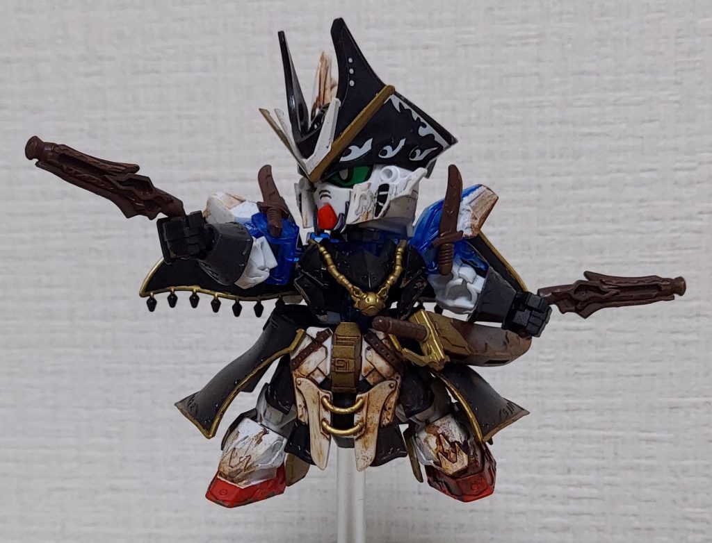 角度付きのハンドパーツがついてきます。銃の名称はキリフィシュだそう。