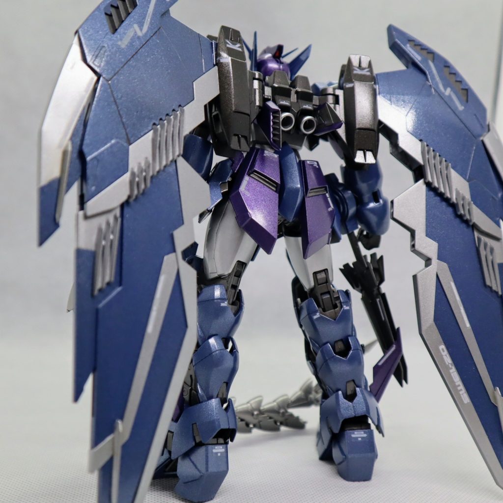 全て配合して絶妙な色加減を作るのが苦労しました。