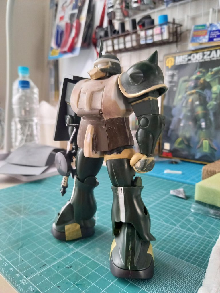 旧キット 1/100 リアルタイプザク–3枚目/制作者：大五郎