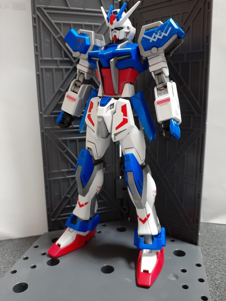まず最初にオリジナルカラーストライクを作りました。