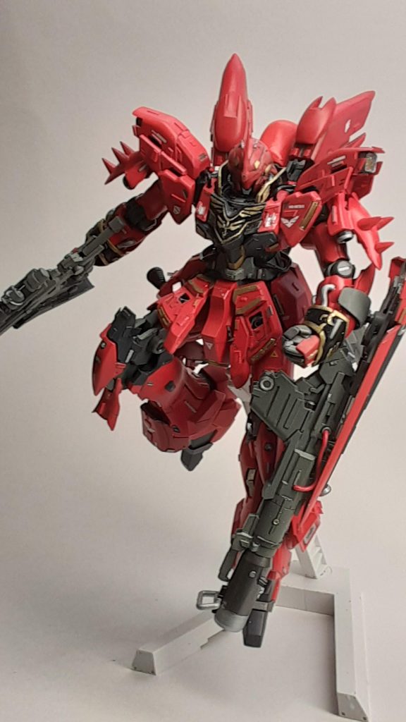 しっかりシールド裏にマウントする事もできます。