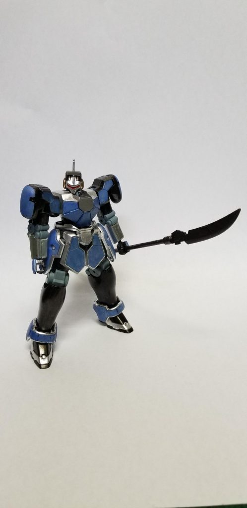 弟の方。元ネタ通りに薙刀を装備させた。構成は色以外弟とほぼ同じ。(唯一違うところはバイザーと後頭部のアンテナ。)薙刀は30mmのオプションパーツを使用。