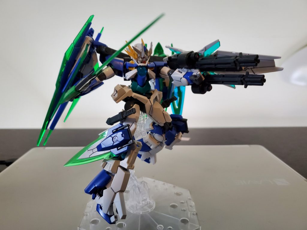 フルコーンのを使ってるのでビームガトリングもあります。