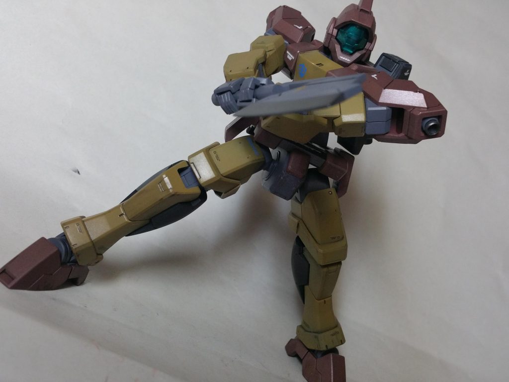 というわけでポーズを何枚か