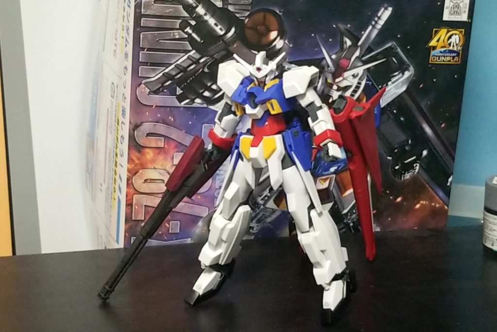 塗装前AGE-ⅡダブルバレットをベースにAGE-Ⅰノーマルの肩、セイバーガンダムのビーム砲、ガンダムデスサイズの足を使用