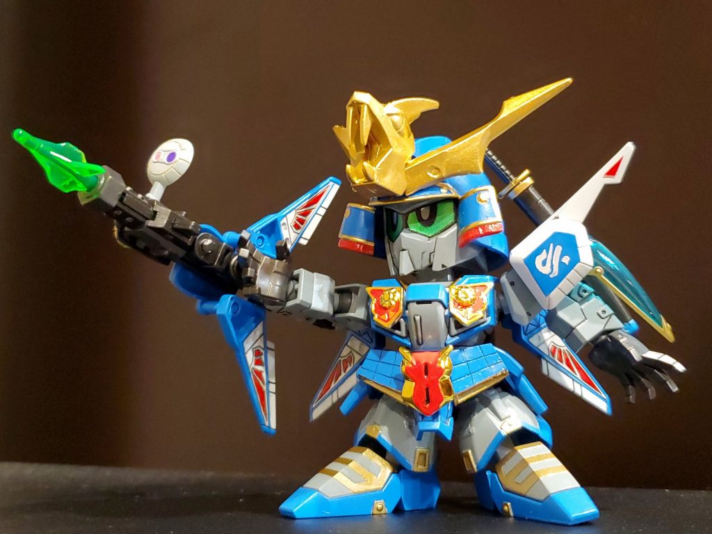 長身砲(スマートキャノン)は今回頑張ったところです!肩との接続に自作の4重関節フレキシブルアームで接続、撃つ時に伸びてスマートになれるようにしました!