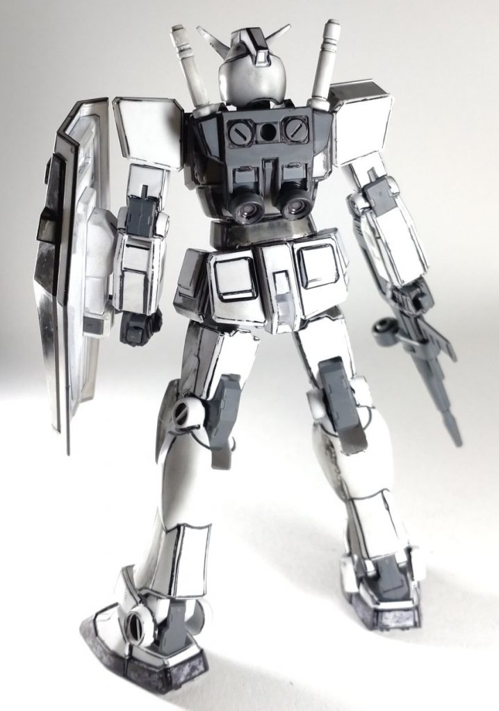 バックショット背面は陰影も一切つけず輪郭線のみです。