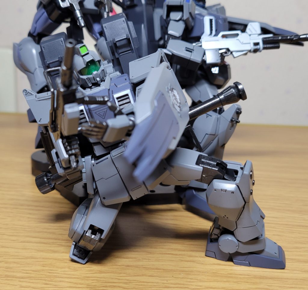 最近塗料が揃ってきたので、ありものの塗料を使うことで、調色を省略してます…