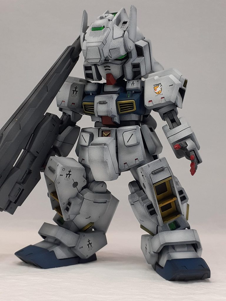 バックパックとサーベルラック無しの状態