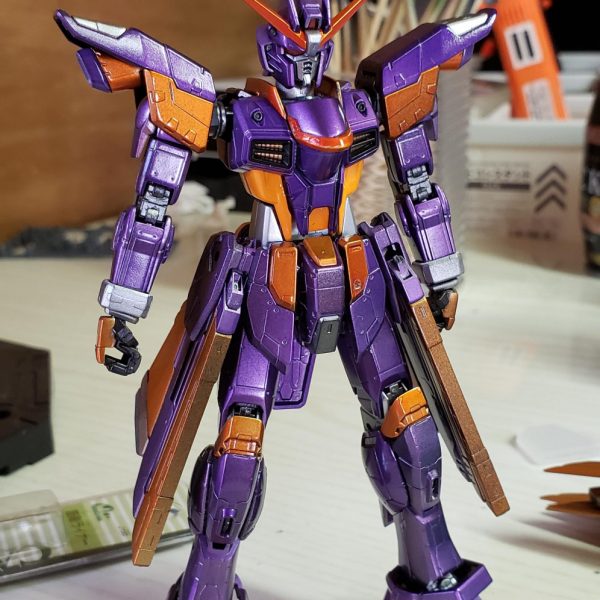 フリーダムをオリジナルカラーに塗装w