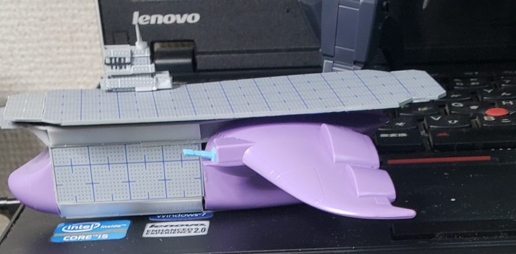 ご覧の通り適当な造形。驚くほど歪んでおります。