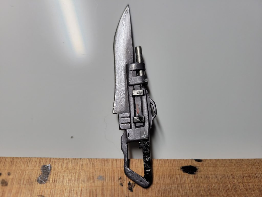 ガンブレード作成&装備–2枚目/制作者：ねる