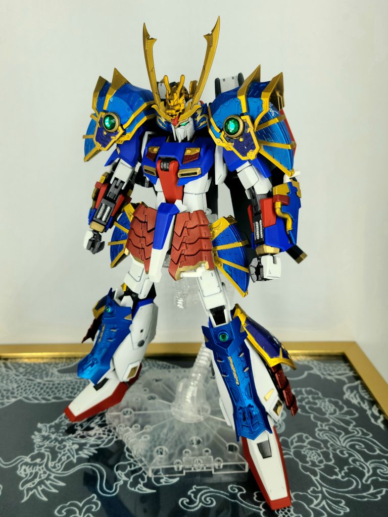 MGΖガンダムver.2.0をベースに、SDの疾風剣豪精太とコトブキヤのエクスアーマーなどを使用