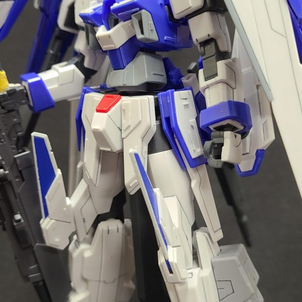 HG ガンダムAGE2　フルブラスター　部分塗装と凸モールドの追加を同時進行中（2枚目）