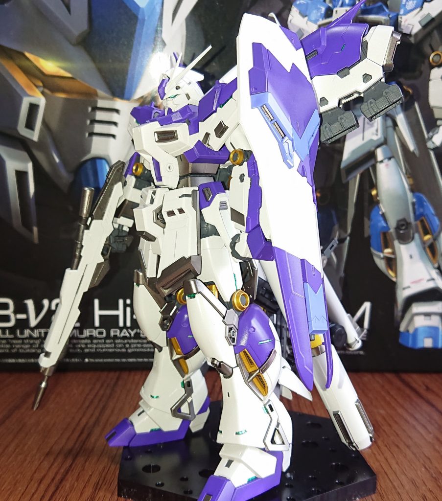 横から。青パーツをガイアノーツのパープルヴァイオレットで塗装しました。Ver.Kaっぽい感じになりましたね。
