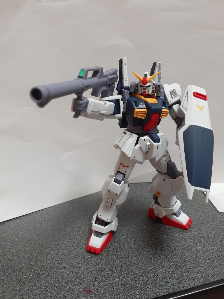 バズーカは大事。今回はお手軽ガンプラ製作のご報告投稿ですね。基礎はやはり大事。