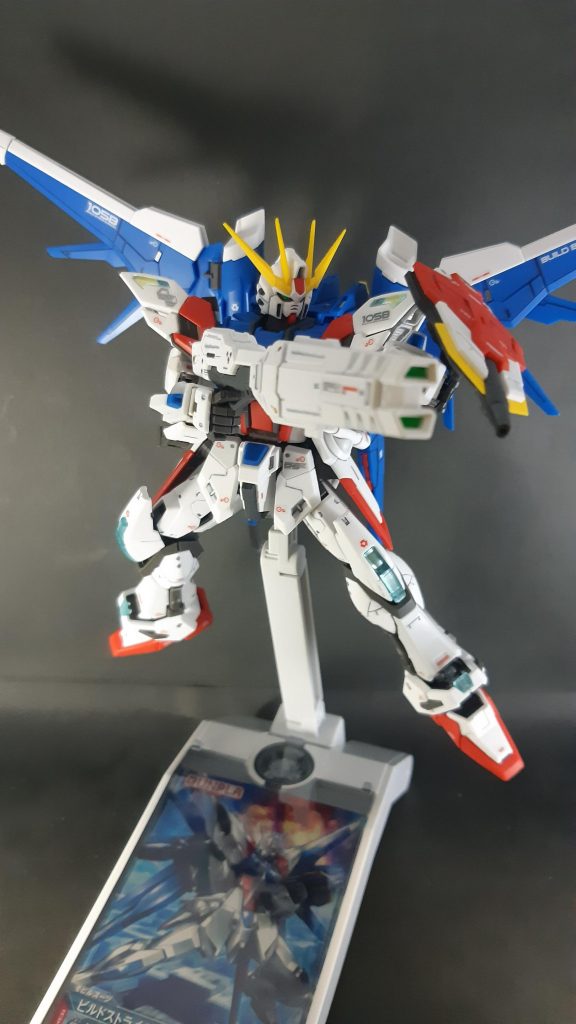 適当にいくつかポーズ。