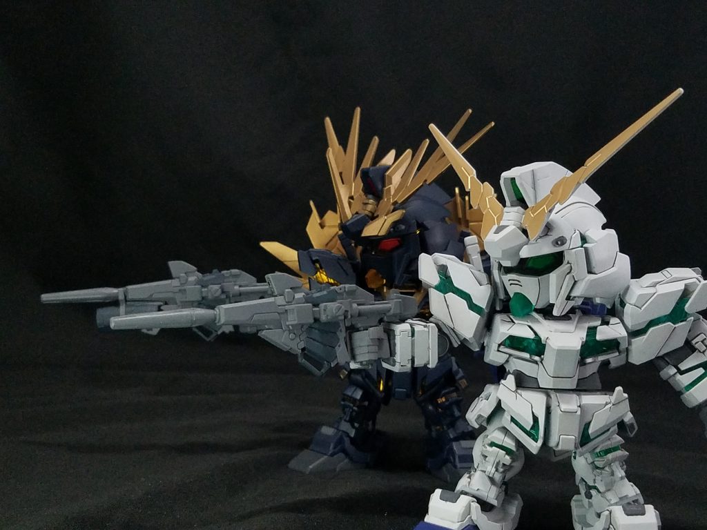 共闘。