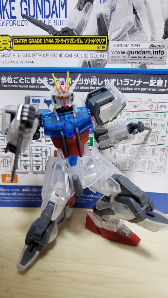 追記片膝ついて座り込ませてみたけど、下手なHGよりよく曲がる～(・∀・)