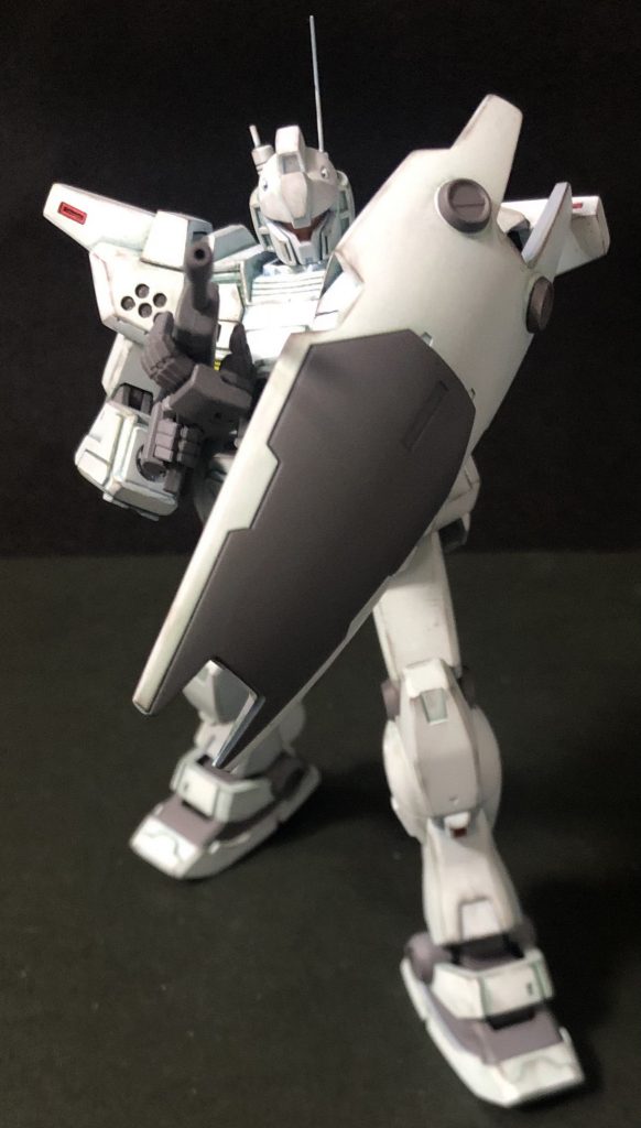 ジムカスタムの盾の曲線が大好きです。