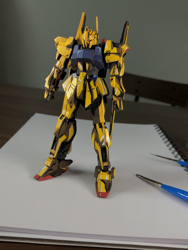 ▲ネタバレ、、、ではありませんが、ちゃんとプラモデルです。自分で作って言うのもアレですが、脳がバグりますね(笑)出オチ感の強い作品なので、サクッと製作過程を紹介します。↓↓↓