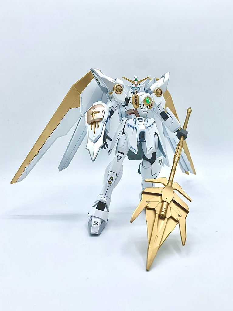 翼をHGCEフリーダム腕をHGACデスサイズにして、武器はギャンスロットのランスを持たせました