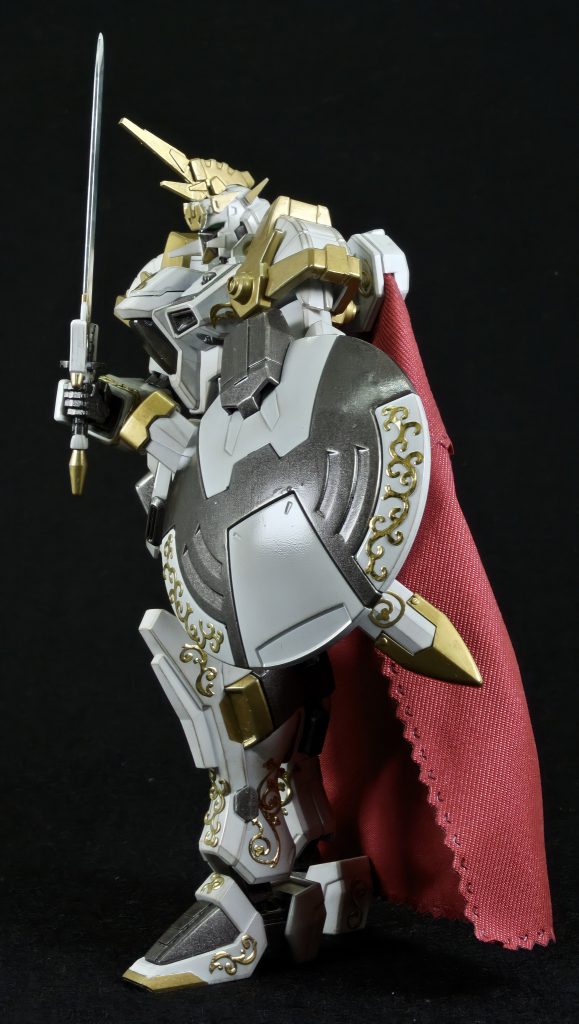 サイドからガンダムマーカーゴールドが良い仕事をしてくれました。