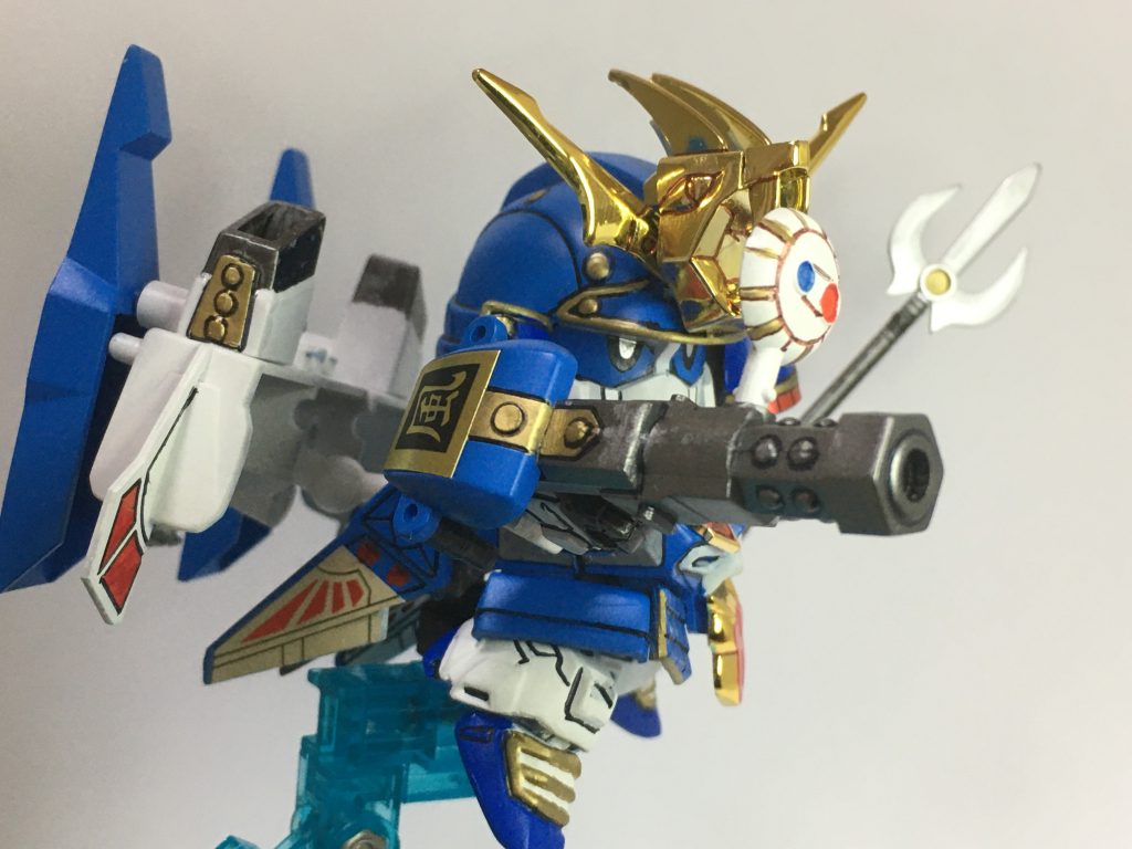 風雷王を背中に接続したオリジナル形態。