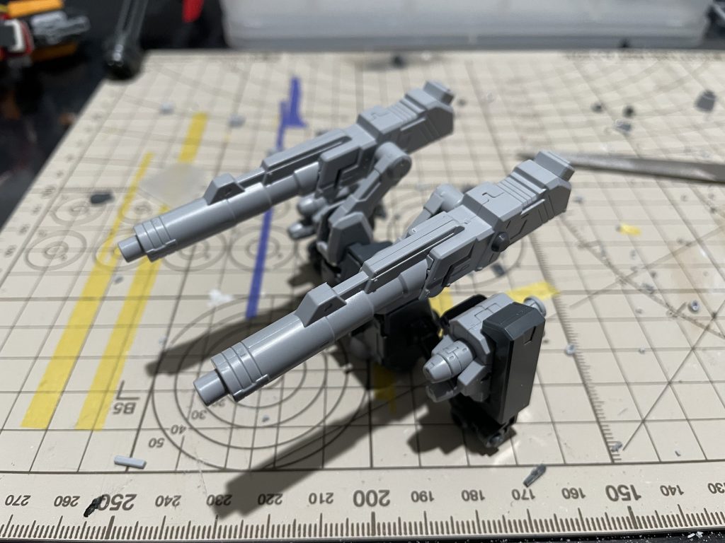 背面のガトリング砲は公式改造パーツを更に改造しました