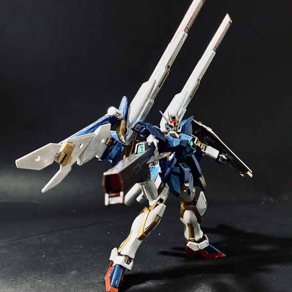 ストライクアルク サテライトユニット装備