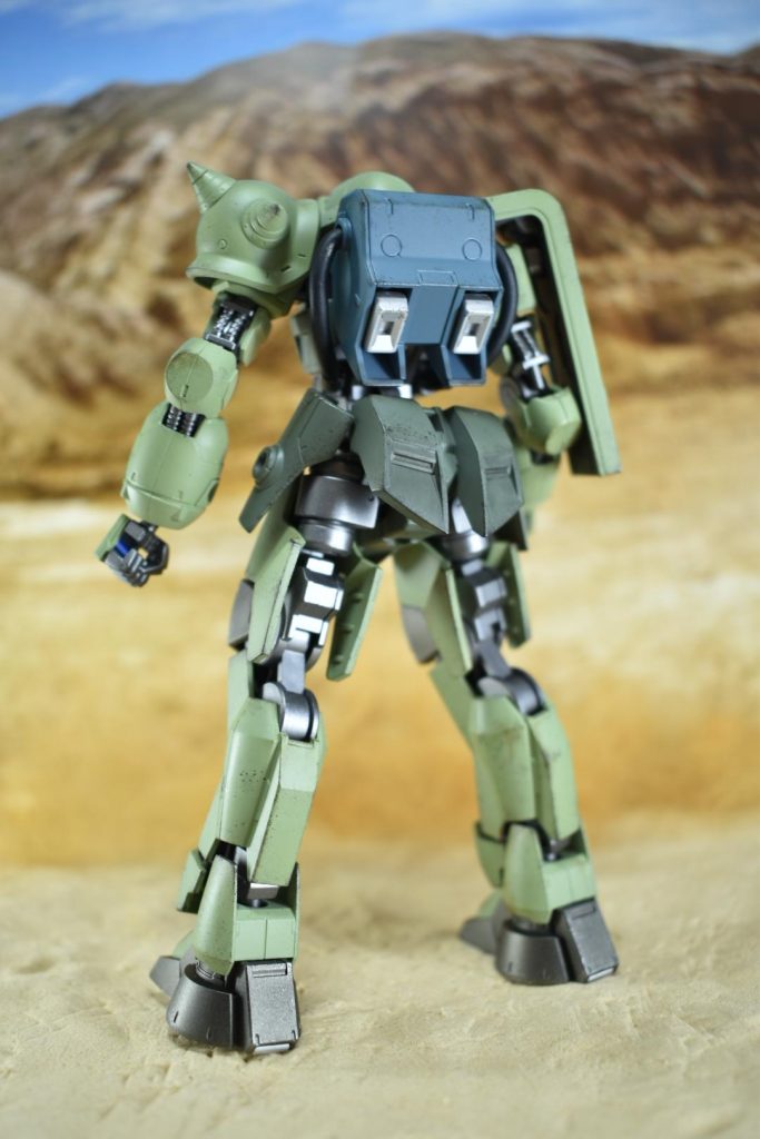 背面