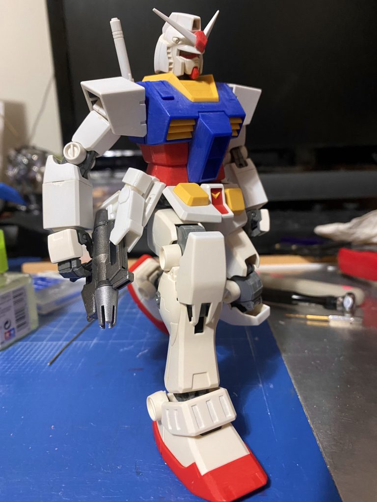 可動式ホルスターをプラ板プラ棒からのフルスクラッチで製作。